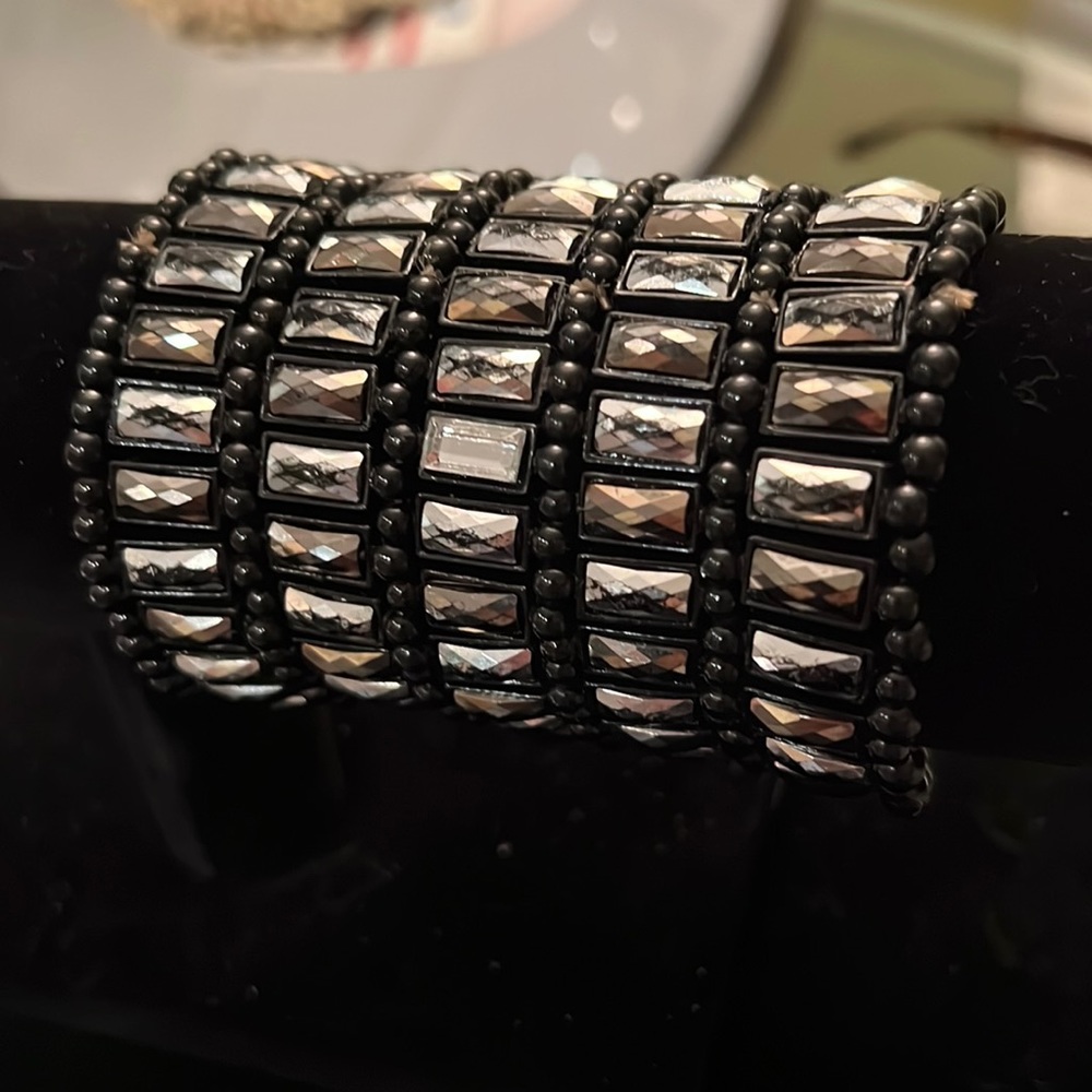 Cuff bracelet